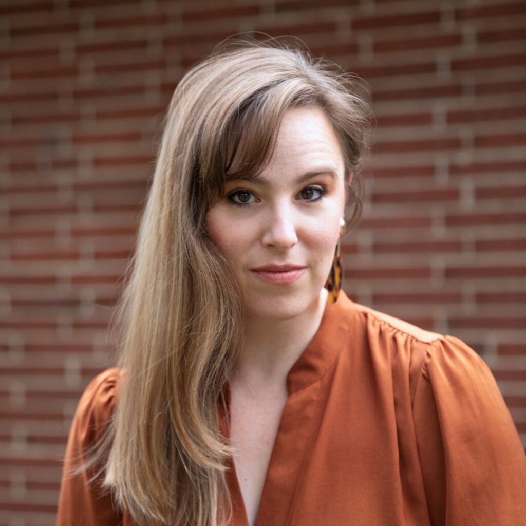 Sara Crigger Headshot