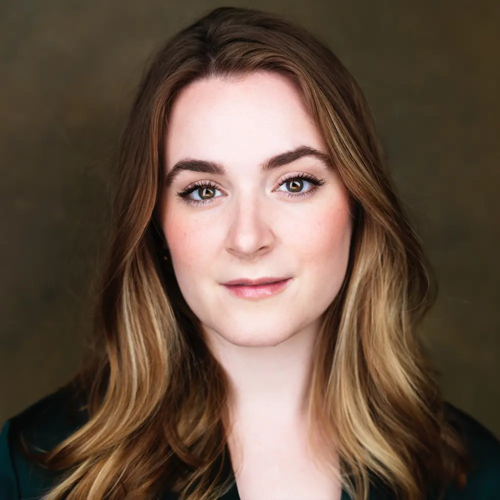 Anna Kelly headshot
