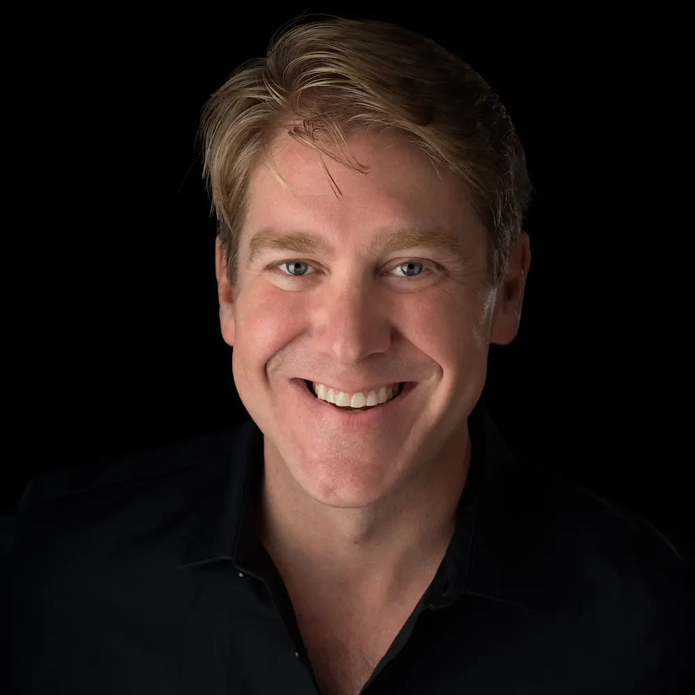 Daniel Belcher headshot