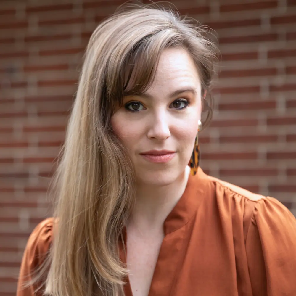 Sara Crigger Headshot